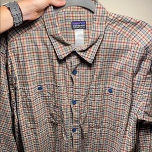 Patagonia Button down size large